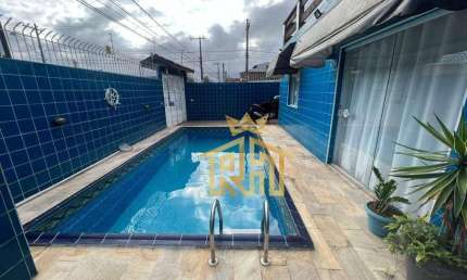 Casa semi isolada , 1 suíte  3 quartos no bairro de Maracanã em Praia Grande - SP