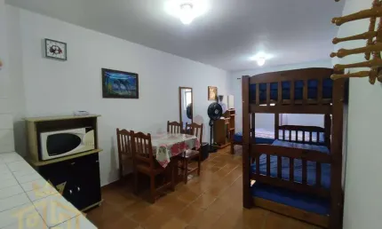 Kitenete a venda no bairro de Aviação em Praia Grande - SP
