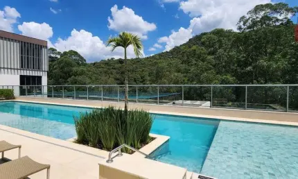 Casa para Locação em Santana de Parnaíba, Tamboré, 3 dormitórios, 3 suítes, 5 banheiros, 2 vagas