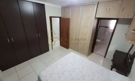 Casa com 4 quartos à venda na Avenida Treze de Maio, 10, Parque dos Bandeirantes, Ribeirão Preto, 230 m2 por R$ 695.000