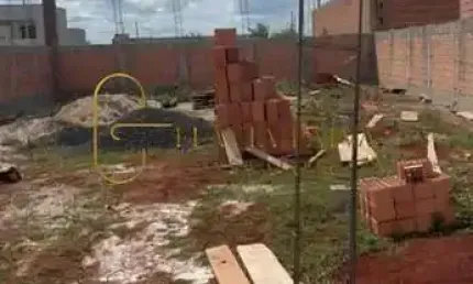 Terreno à venda na Rua Luiz Marques, 225, Nova Cravinhos, Cravinhos por R$ 165.000