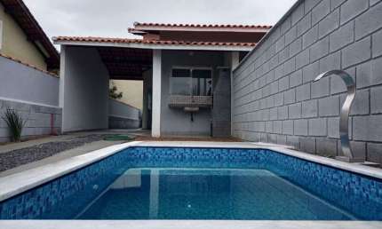 Sobrado com 2 dormitórios à venda, 84 m² por R$ 329.000,00 - Jardim das Palmeiras - Itanhaém/SP