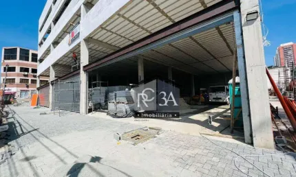 Prédio comercial no Tatuapé para locação com 3600 m² de área construída com capacidade ampliação, 80 vagas para carros.
