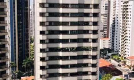 Apartamento a venda no condomínio Splendor Tatuapé com 3 suites, 3 vagas, lazer completo.