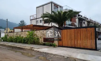 Sobrado com 4 dormitórios à venda, 146 m² por R$ 2.376.000,00 - Praia de Maresias - São Sebastião/SP