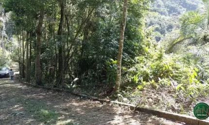 Terreno à venda na Praia do Félix (Praia do Lúcio), Ubatuba  por R$ 400.000