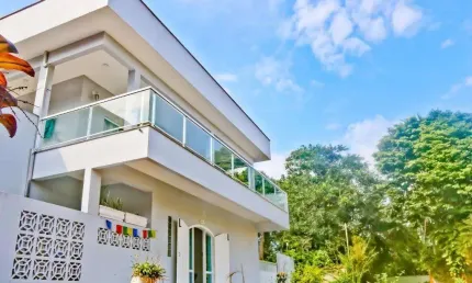 Casa com 9 quartos à venda em Tenório, Ubatuba  por R$ 2.700.000