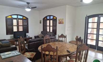 Casa com 3 quartos à venda em Itaguá, Ubatuba  por R$ 1.200.000