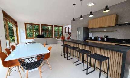 Casa em condomínio fechado com 4 quartos à venda na Praia do Itamambuca, Ubatuba  por R$ 3.600.000