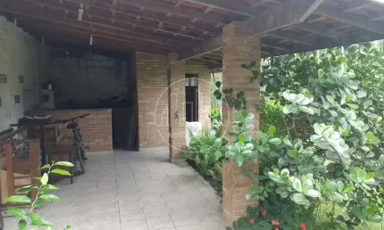 Casa com 4 quartos à venda em Perequê Açu, Ubatuba  por R$ 600.000