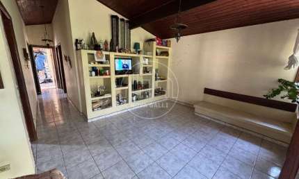 Casa com 2 quartos à venda no Parque Vivamar, Ubatuba  por R$ 766.000