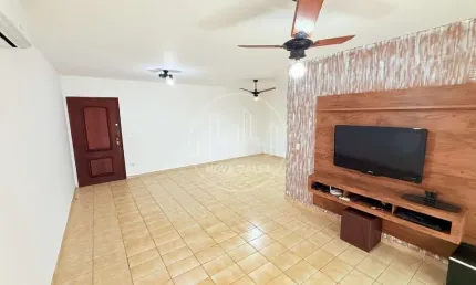 Apartamento com 3 quartos para alugar no Centro, Ubatuba  por R$ 3.800