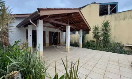 Casa com 3 quartos à venda em Itaguá, Ubatuba  por R$ 954.000