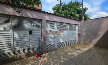 Casa com 3 quartos à venda na Rua Assungui, --, Vila Gumercindo, São Paulo