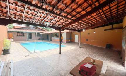 Casa com 6 quartos à venda em São João Batista, Belo Horizonte  por R$ 1.000.000
