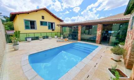 Casa com 3 quartos à venda na Santa Branca, Belo Horizonte  por R$ 1.470.000