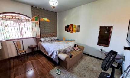 Casa com 4 quartos à venda na Santa Mônica, Belo Horizonte  por R$ 750.000