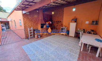 Casa com 3 quartos à venda na Santa Mônica, Belo Horizonte  por R$ 730.000