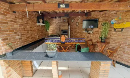 Casa com 3 quartos à venda na Santa Mônica, Belo Horizonte  por R$ 750.000