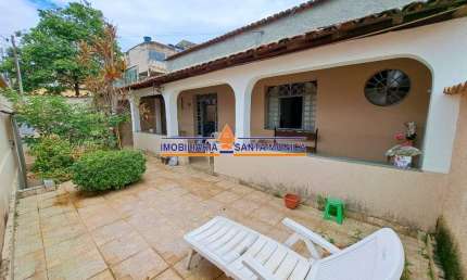 Casa com 4 quartos à venda no Jardim Leblon, Belo Horizonte  por R$ 650.000
