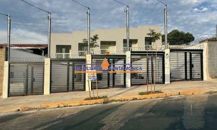 Casa com 2 quartos à venda em Floramar, Belo Horizonte  por R$ 499.000