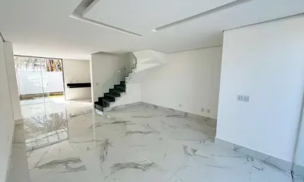 Casa com 3 quartos à venda na Santa Mônica, Belo Horizonte  por R$ 850.000