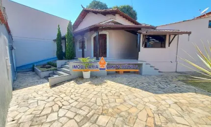 Casa com 3 quartos à venda na Mantiqueira, Belo Horizonte  por R$ 780.000