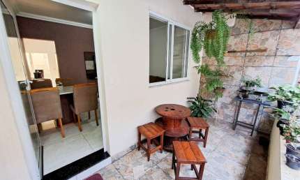 Casa em condomínio fechado com 2 quartos à venda em São João Batista, Belo Horizonte  por R$ 300.000