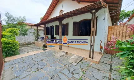 Casa com 4 quartos à venda na Santa Mônica, Belo Horizonte  por R$ 900.000