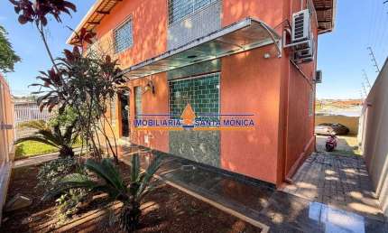 Casa comercial com 3 salas para alugar na Santa Mônica, Belo Horizonte  por R$ 6.000