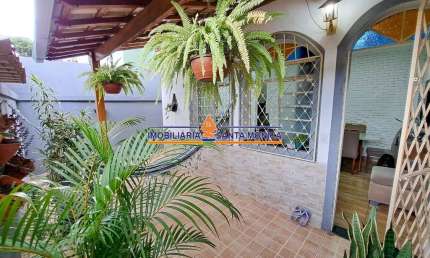 Casa com 3 quartos à venda na Santa Mônica, Belo Horizonte  por R$ 420.000