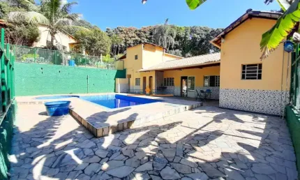 Chácara / sítio com 11 quartos à venda no Granjas Primavera (Justinópolis), Ribeirão das Neves  por R$ 950.000