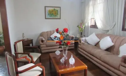 Casa com 5 quartos à venda na Vila Cloris, Belo Horizonte  por R$ 1.100.000