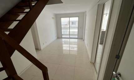 Cobertura Grand Village Freguesia - Rua Ituverava. 2 quartos com ampla área.