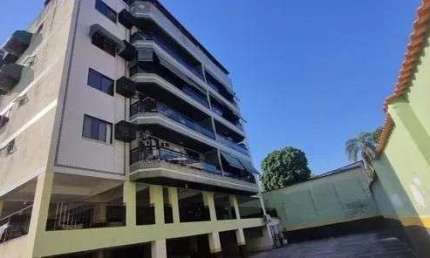 Cobertura no Condomínio Portinari, 178m, 3 quartos com vaga.