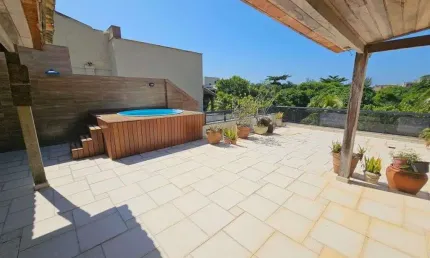 Cobertura para Venda com 197m, Recreio dos Bandeirantes 3 quartos e 2 vagas.