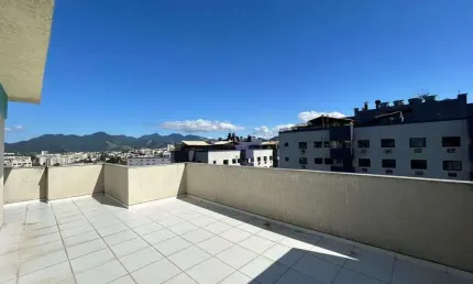 Vivendas do Oeste, Cobertura a venda com 188m, 4 quartos 2 vagas no Pechincha