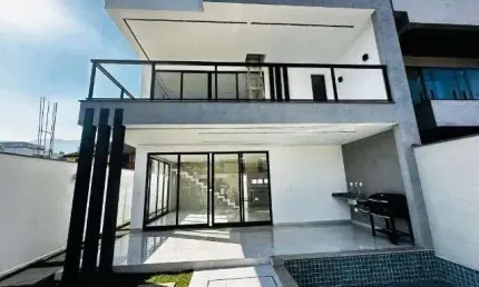 Casa em Condomínio para Venda em Rio de Janeiro / RJ no bairro Vargem Pequena