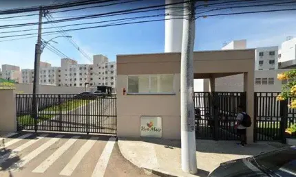 Viva Mais, Apartamento a venda com 2 quartos, térreo, 1 vaga. Piso Laminado.