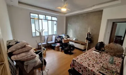 Vila da Penha, Amplo apartamento a venda, 2 quartos, sala, cozinha e banheiro.