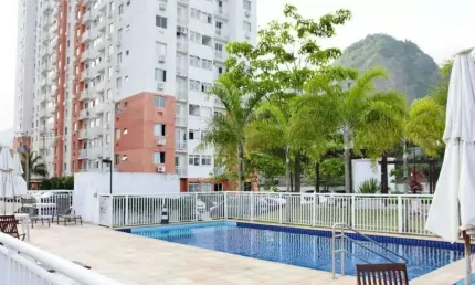 Village Vip, 2 quartos reformado e com móveis. Lazer completo.
