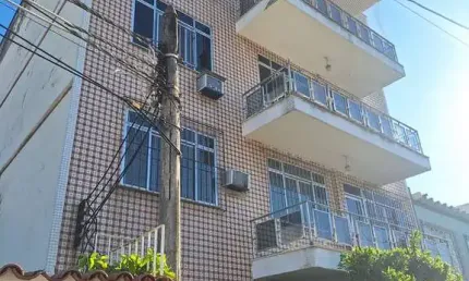 Excelente apartamento com 78m, Ampla sala, 3 quartos sendo 1 dependência. 1 vaga