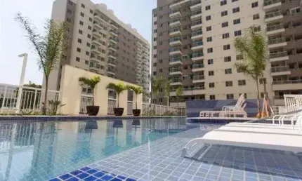 Nova Penha, Apartamento 2 quartos com móveis, suíte e vaga. Lazer completo.