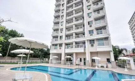 Barra Dreams, Apartamento com 3 quartos, suíte e 2 varandas. 1 vaga e lazer.