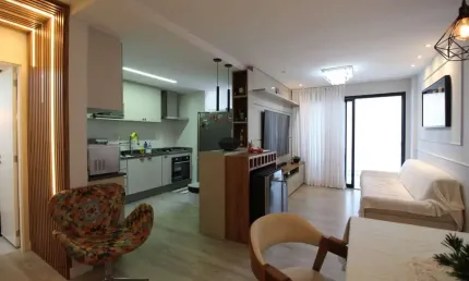 Raro a venda com 112m, 3 quartos sendo 2 suítes. 2 vagas. Todo mobiliado.