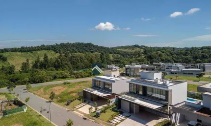 Sobrado à Venda no Condomínio Arboretum – 3 quartos/Suítes, Vista, Piscina e Sustentabilidade - VINHEDO/SP