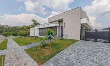 Casa térrea alto padrão com  4 quartos elevador e automação no campo de toscana – vinhedo/sp