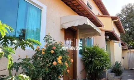 Casa com 2 dormitórios à venda, 77 m² por R$ 349.000 - São Benedito - Santa Luzia/MG