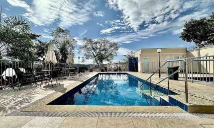 Apartamento 2 quartos com elevador e piscina no Planalto de porteira fechada!