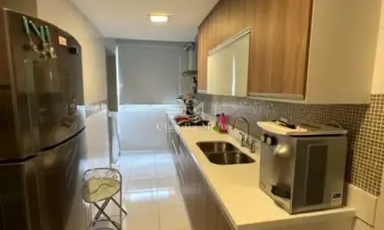 Apto 2 quartos c/ planta diferenciada e local tranquilo da Freguesia